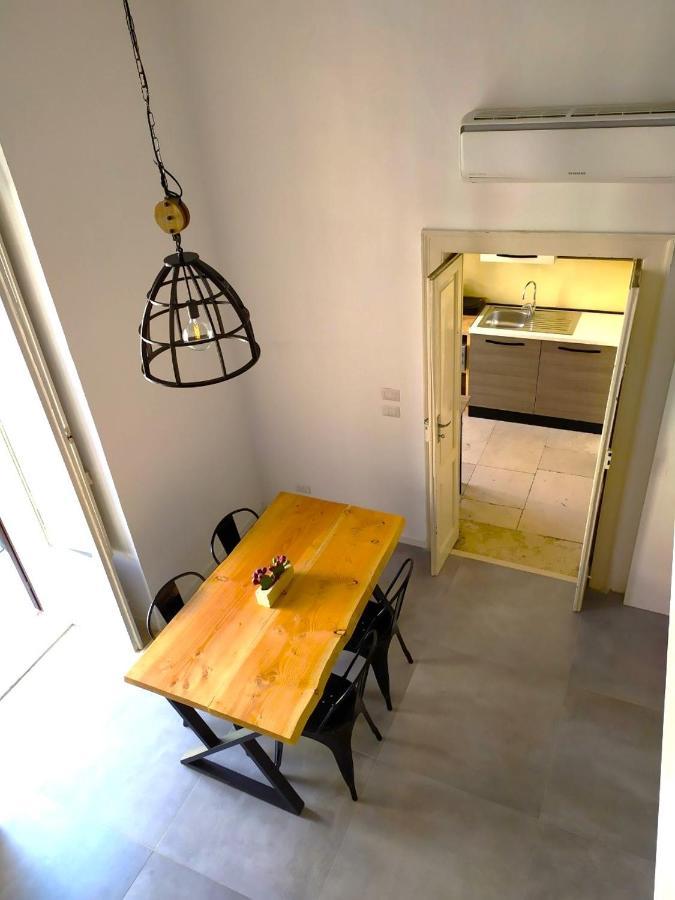 Dimora Ateneo - Nel Centro Della Citta Bari Exteriör bild